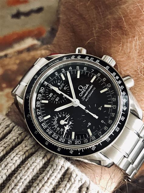 omega speedmaster mark 40 self-winding automatic wrist watch|Omega Speedmaster case back.